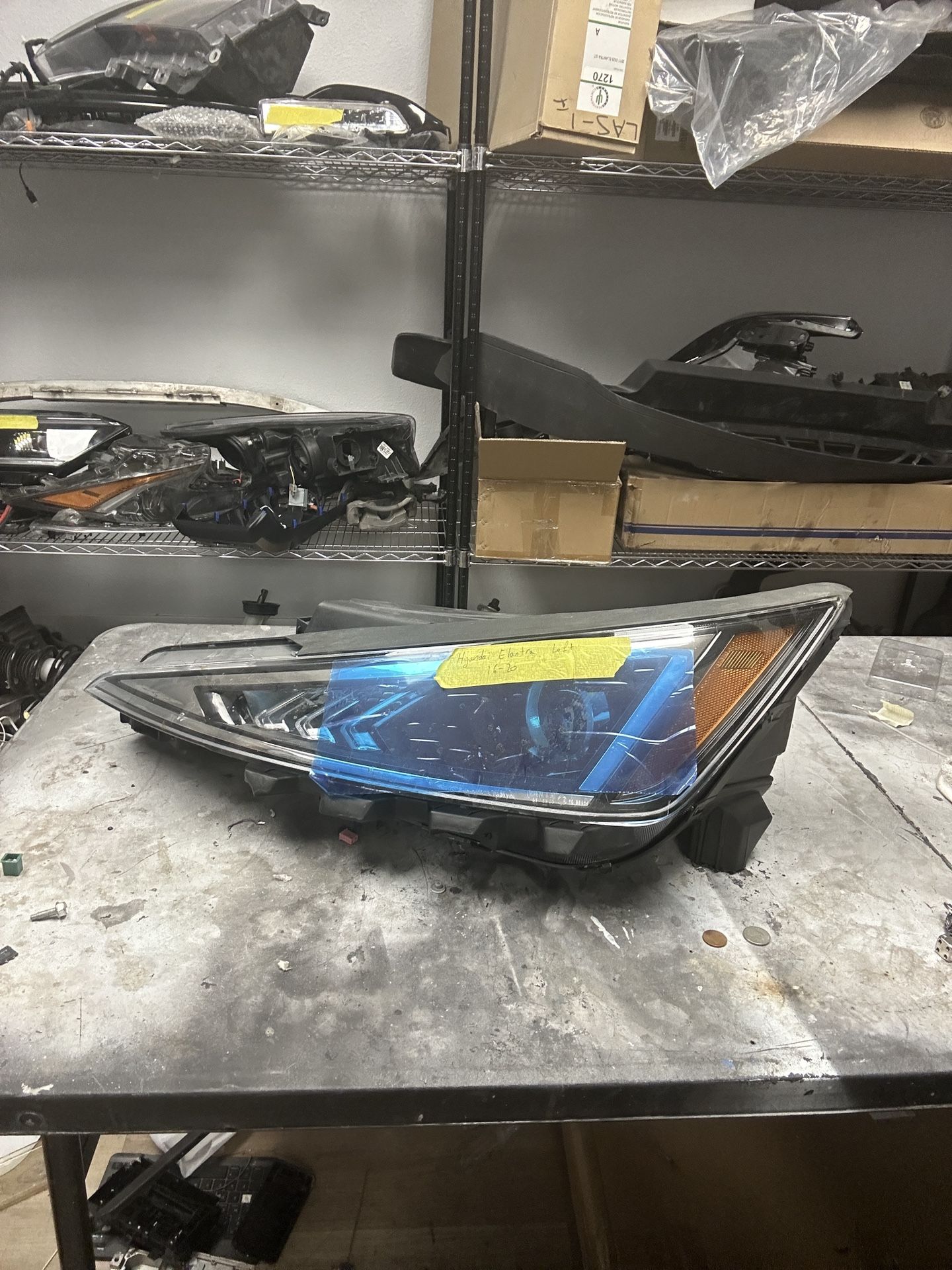 16-20 Hyundai Elantra Left Headlight