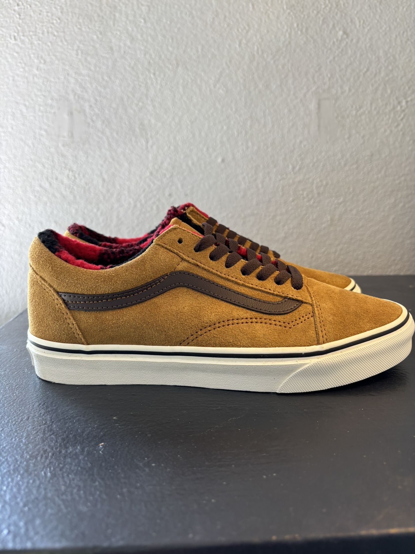 Vans Old Skool Cozy Hug Golden Brown Buffalo Plaid Sherpa Men's 7.5 Women’s 9