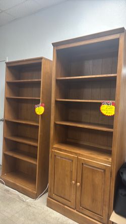 Ethan Allen 2 Bookshelf cabinet oak finish