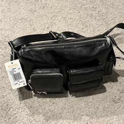 MICHAEL KORS Dakota Medium Black MK Logo Leather Pocket Shoulder Bag NWT $298