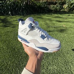 Air Jordan 4
