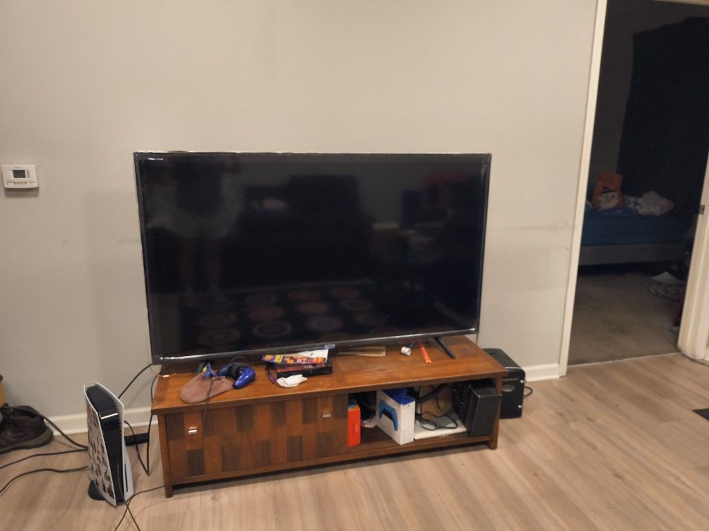 65 Inch TCL Flat Screen TV