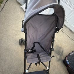 Baby Trend gray umbrella stroller