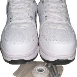 2-In-1 Roller Skates Shoes with Retractable 4 Wheels Women’s Size 10/ Men’s 8.5