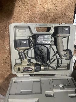 Cordless Drill And Light