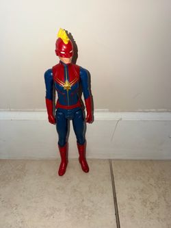 New Marvel Avengers Titan Hero Series 12" Posable Captain Marvel Action Figure