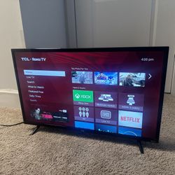 Roku TCL 32” TV