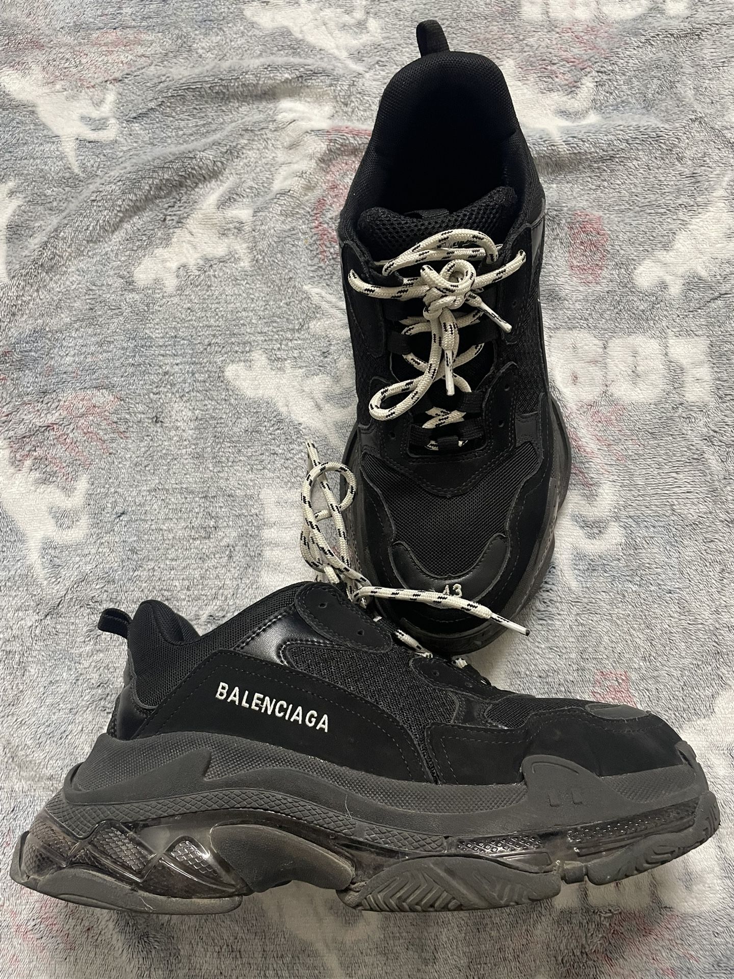Balenciaga Triple S