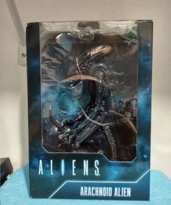 NEW NECA Alien vs Predator 7" Scale Arachnoid Alien Action Figure; Never Open.