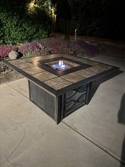 Outdoor Fire Pit Table