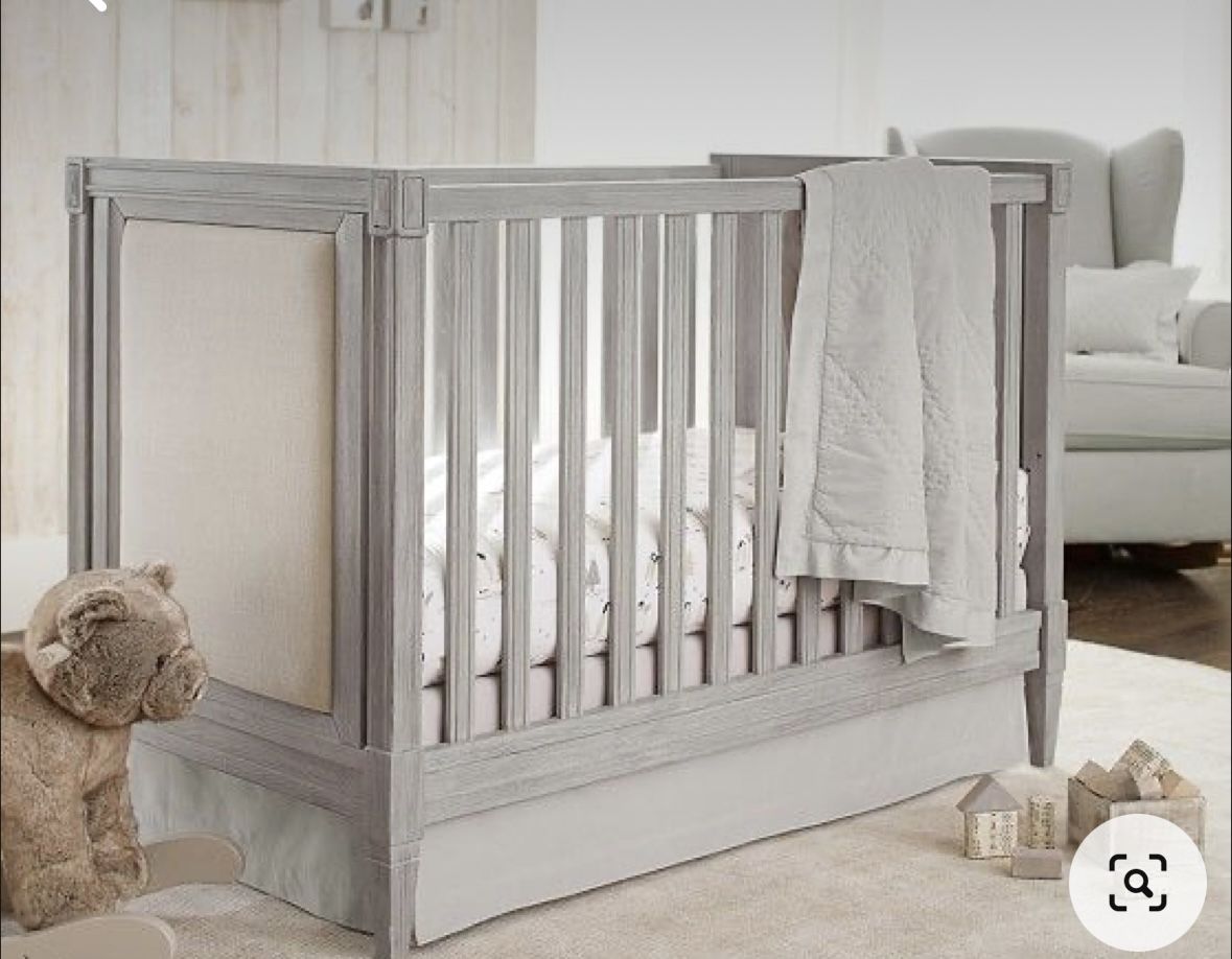 Pottery Barn - Graham crib