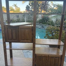 Oak entertainment center/ Centro de entretenimiento en Roble