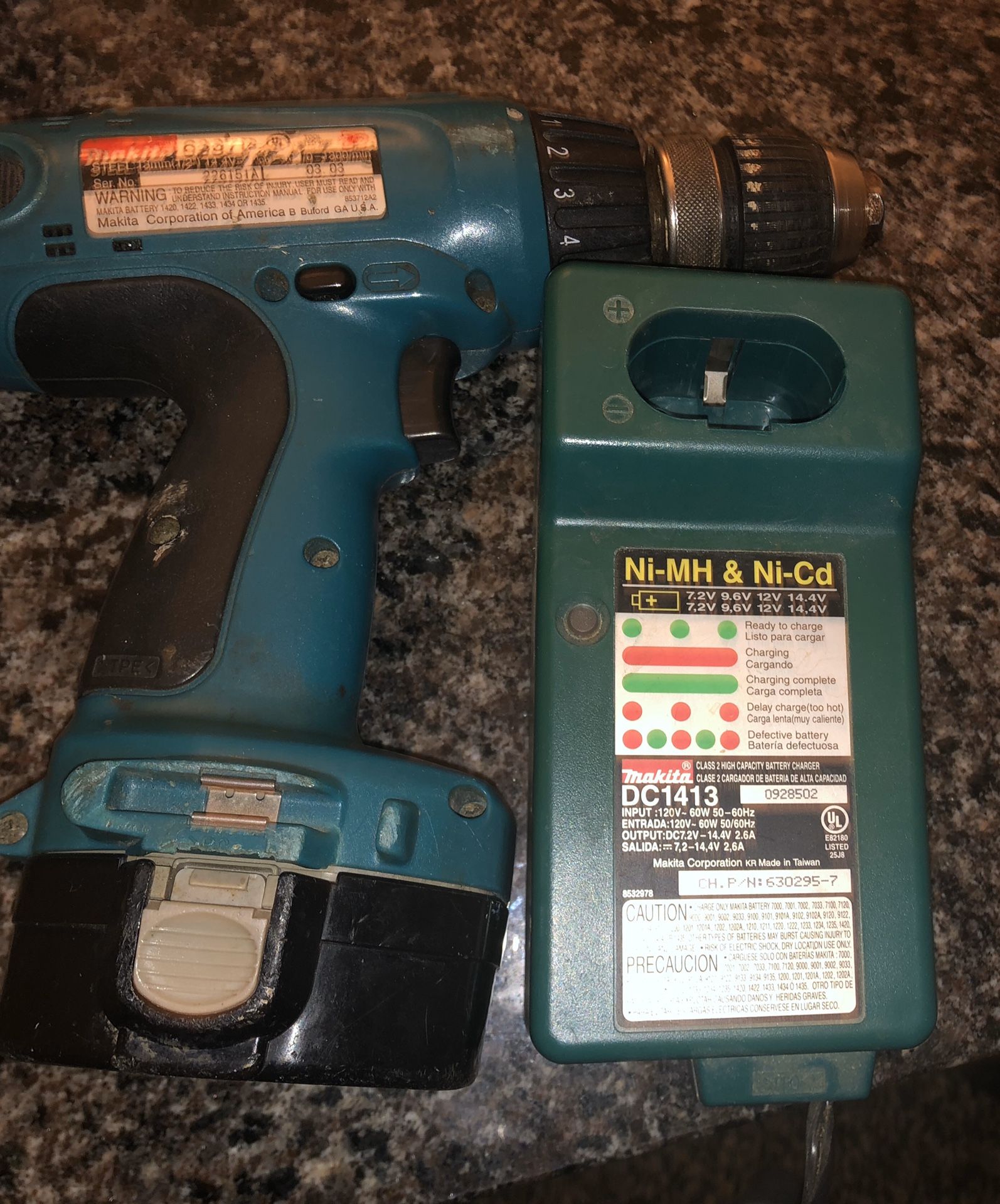 Makita 14.4 Drill, Battery, & Charger