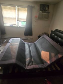 QUEEN SIZE ADJUSTABLE BED