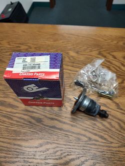 GMC - Chevy - Pair of Ball Joints