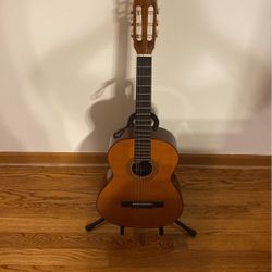 Álvaro Classical Guitar
