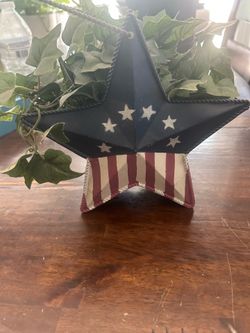 Red white and blue metal star vase