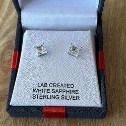 Brand New 2.5CT White Sapphire Earrings 6mm LC 