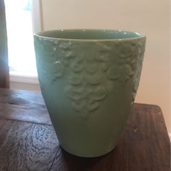 Flower Pot Ceramic (5 Inches Diameters And 6 Inches Tall