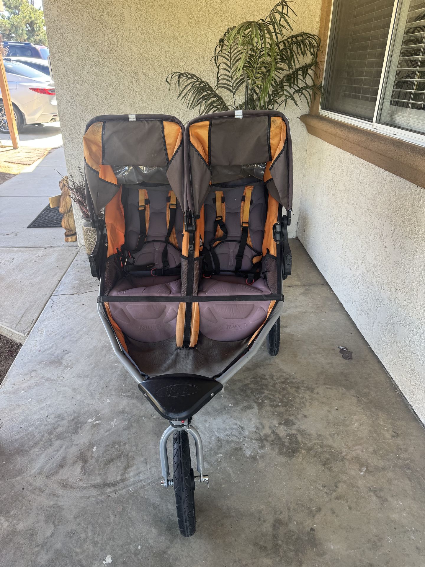 BOB Revolution Duallie double jogging stroller