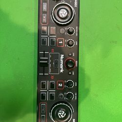 Numark DJ2GO2 DJ Controller