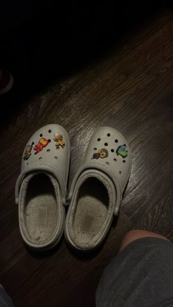 Crocs  7 men