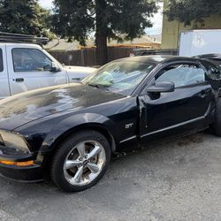 2006 Ford Mustang