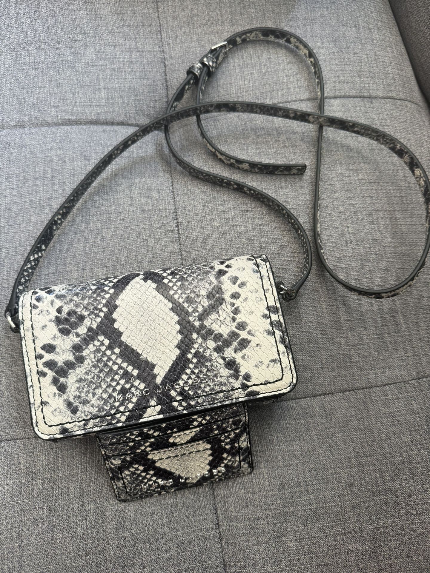AUTHENTIC Marc Jacobs Crossbody & Wallet $120