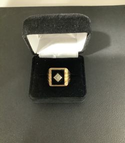 10k Yellow Gold Men’s Black Onyx And Diamond Ring 