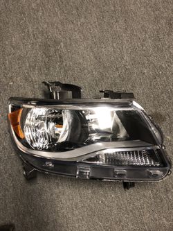 2018 Colorado right side headlight