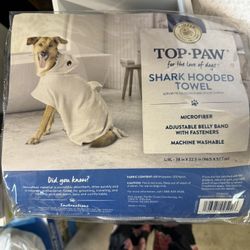 Shark hoodie towel size large extra large