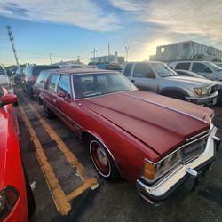 1977 Pontiac Grand Safari