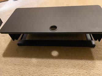 Desk riser