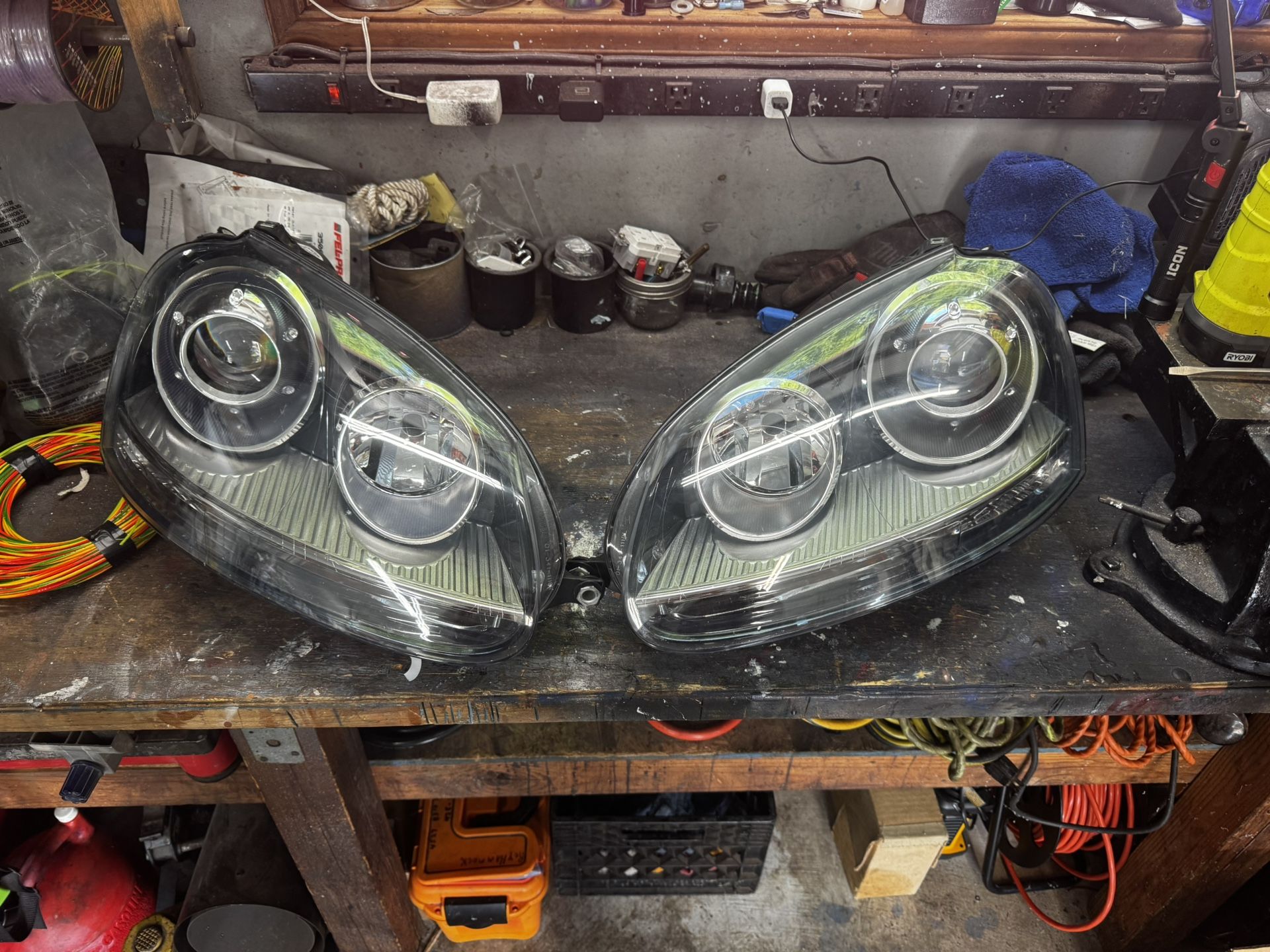 2008 MKV VW GTI Headlight Housing