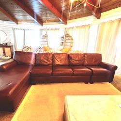 AMAZING AMERICAN MADE LEATHER SECTIONAL 