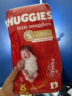 Huggies Little Snugglers Newborn Diapers 31 Count