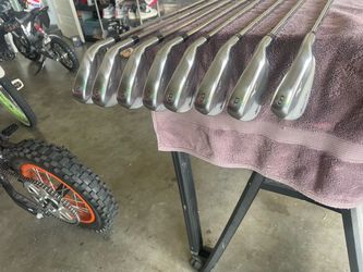 Mizuno golf iron set