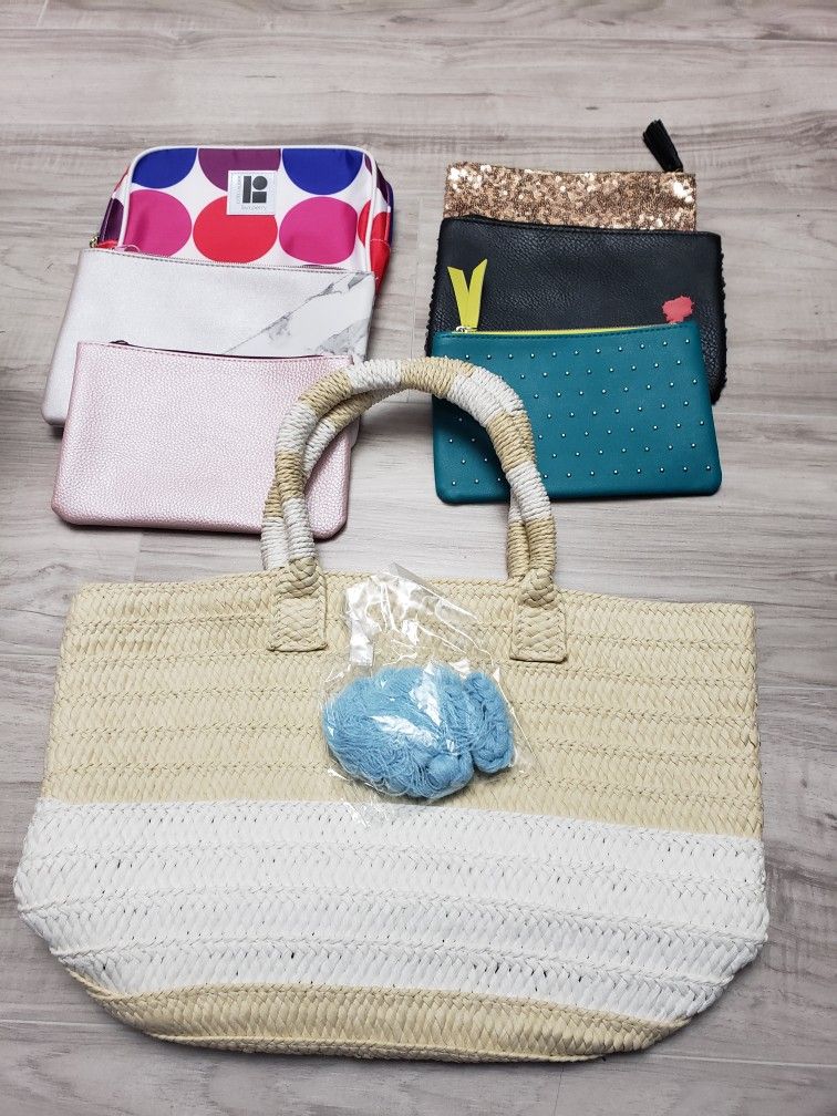 Altru Straw Tote Bag and Makeup Bags NEW