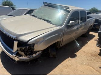 2008 gmc sierras. For parts only