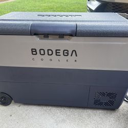 Bodega 12v Cooler Ice Chest