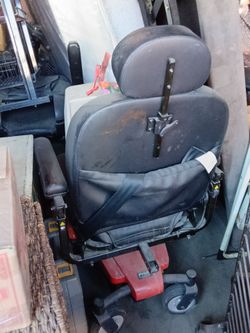 Mobility scooter