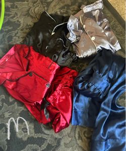 womans meduim sleepwear