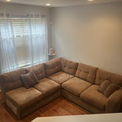 Sectional sofa + Ottoman 