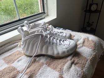 White Foamposites 11.5 (no box)