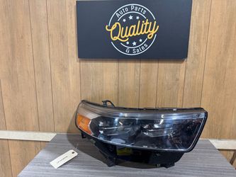 2020 2021 2022 2023 Ford Explorer Passenger Side Right Side Headlight
