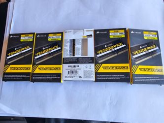 Laptop RAM Corsair Vengeance DDR 4, 5 units!