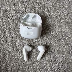 JbL Tune Flex Ear Buds Like New 