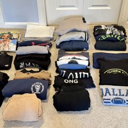 Lot Of Teen/Mens Clothing Size Medium 