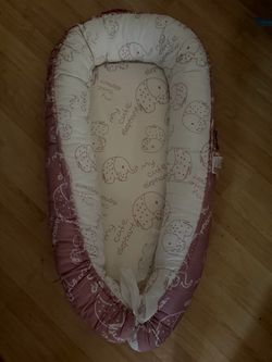 Baby nest lounger