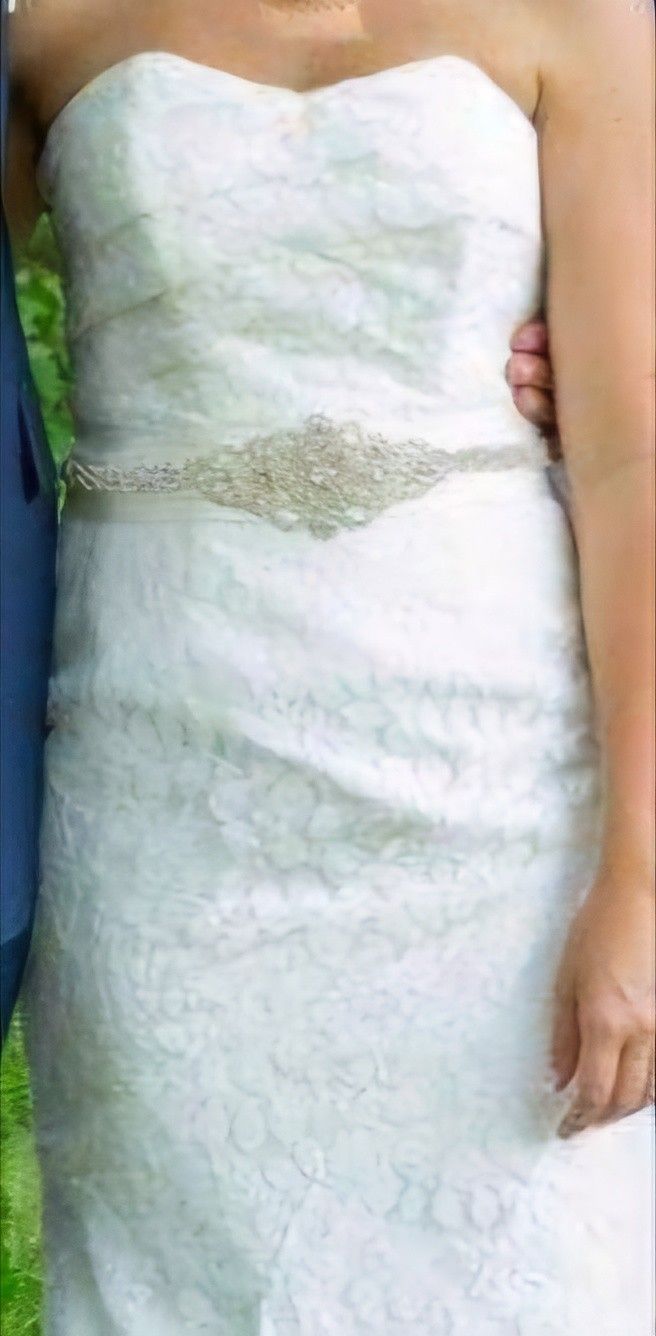 Galina sleeveless/strapless white wedding dress